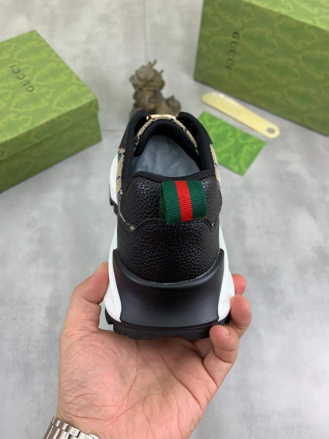 Men's shoes 💰P440💰[New model]🆘 The latest model from Gucci GUCCI official website🎁Classic casual and fashionable men's shoes👟Best model💥The version is simple and elegant, exclusive for trendy men. Unique official website latest brand elements👑Gucci original decoration, fashionable and generous, original soft calfskin fabric➕Comfortable soft first-layer pigskin lining ✅The official website specifies the wear-resistant casual outsole, the classic model is taken in kind🎬Color: 4️⃣colors available😍Number: 38-44